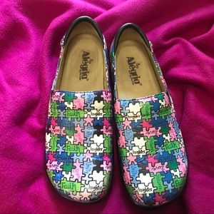 Algeria Women’s Keli Pro Puzzle Design Shoes